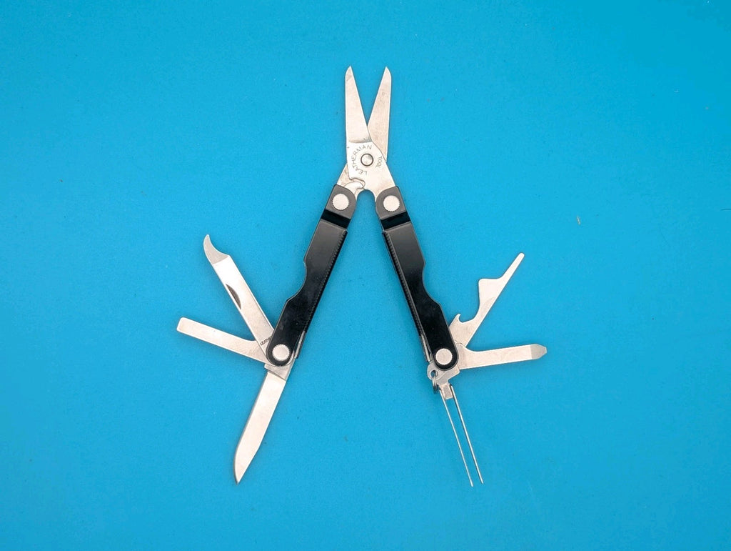 Leatherman Micra Multi-Tool, Knife, Scissors, Key Ring, Black!