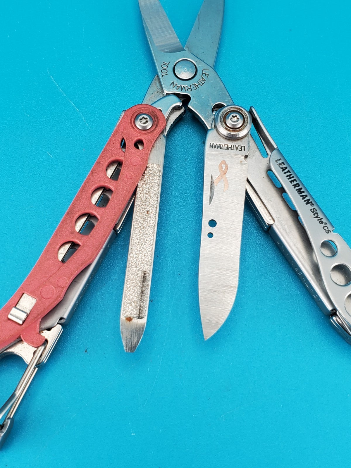 Rare Early Retired PINK Leatherman Style CS Multitool, Cancer Foundation