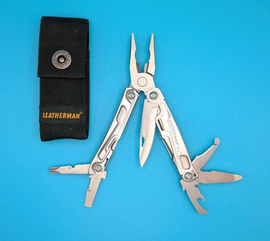 Leatherman Rev 3.8" Multi-Tool, Stainless!  With Sheath!