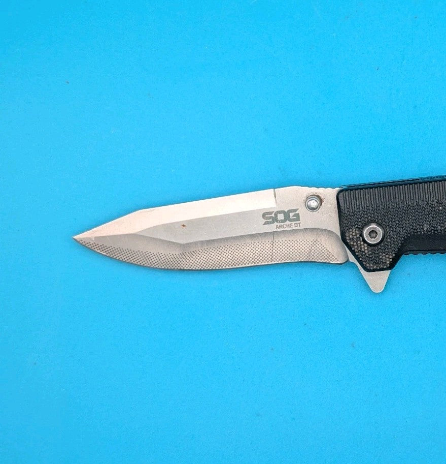 SOG Arche DT Pocketknife Black G10 Handle D2 Drop Point Plain Edge! USED