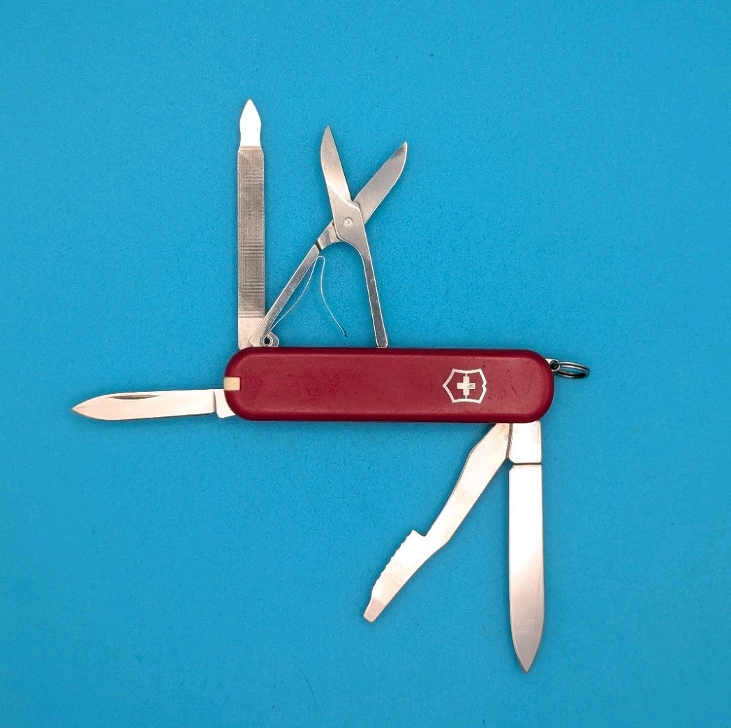 Victorinox Executive Swiss Army Knife, RED! FREE SHIPPING! RETIRED!