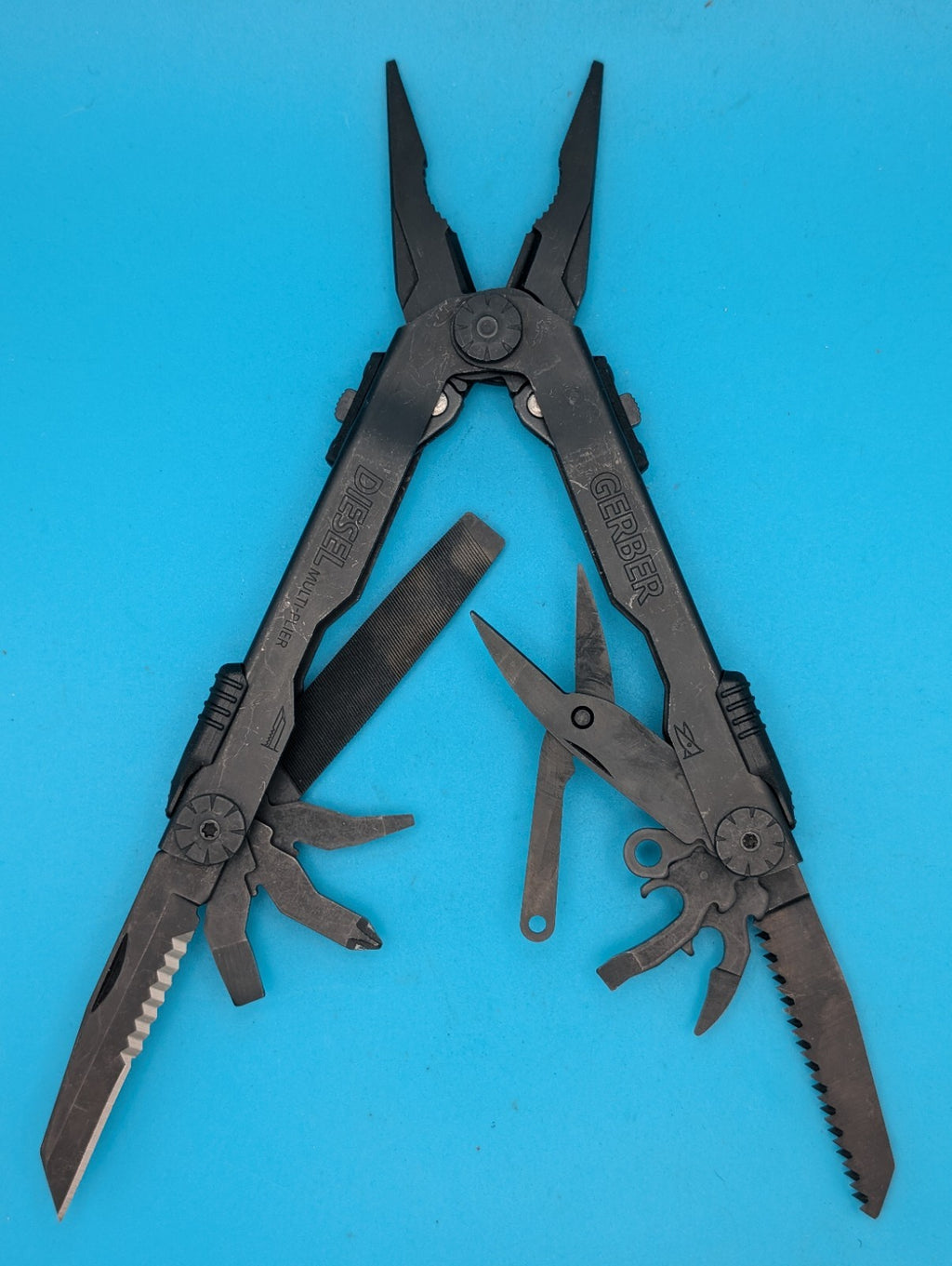 Gerber Diesel Multi Plier Multi-Tool! BLACK! WITH SHEATH!