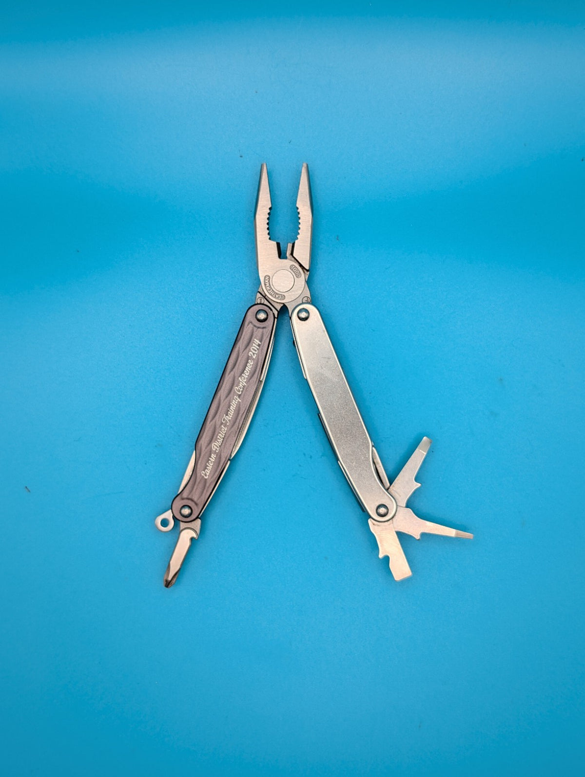 Leatherman Juice C2 Gray Multi Tool! RETIRED! *EASTERN DISTRICT 2014*