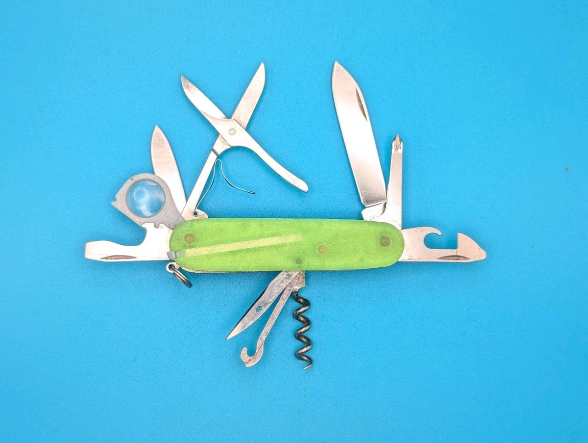 CUSTOM VICTORINOX EXPLORER GLOW IN THE DARK SWISS ARMY KNIFE MULTI TOOL! 91mm