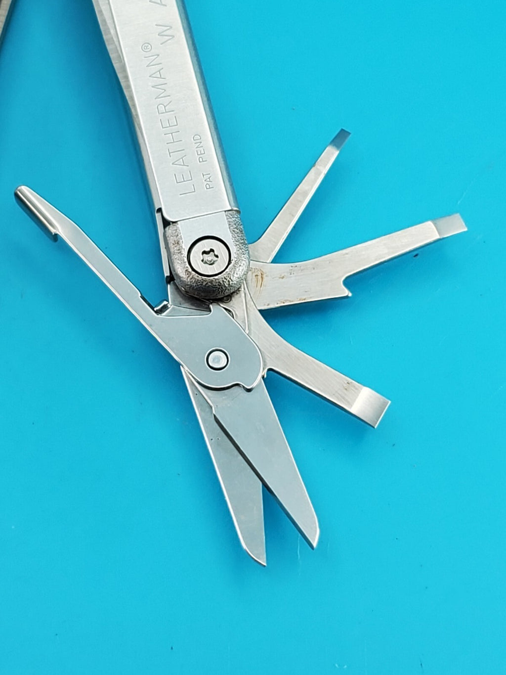Leatherman Wave Original Vintage Retired, Dated 0401 (APR, 2001)