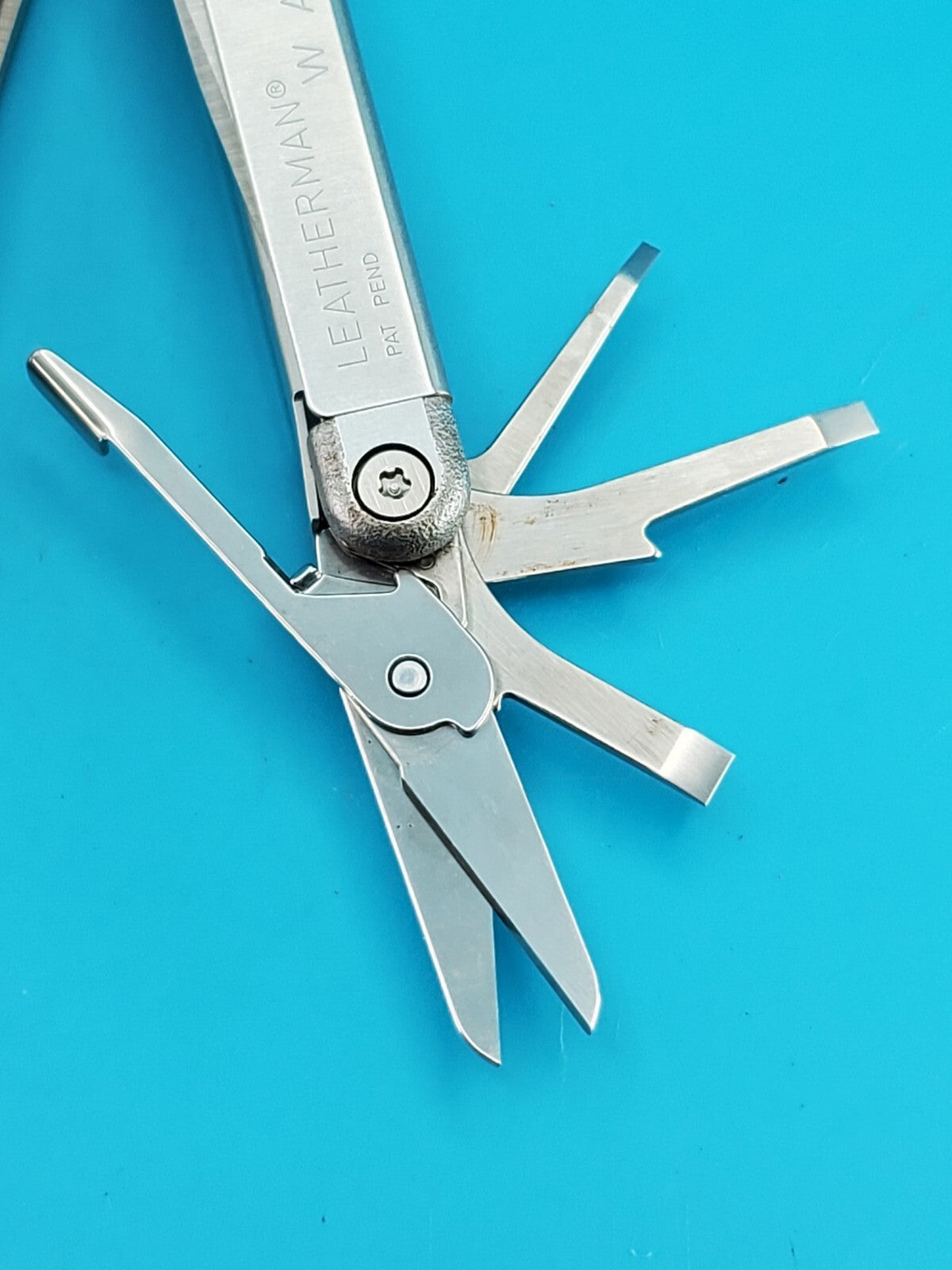 Leatherman Wave Original Vintage Retired, Dated 0401 (APR, 2001)