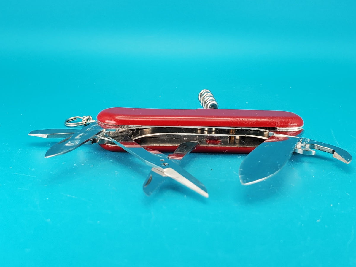 Wenger Traveler Red Swiss Army Knife Multi Tool!