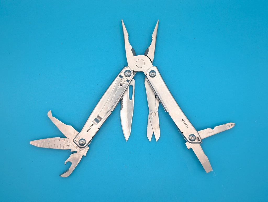 LEATHERMAN WINGMAN MULTI-TOOL! FAST SHIPPING!