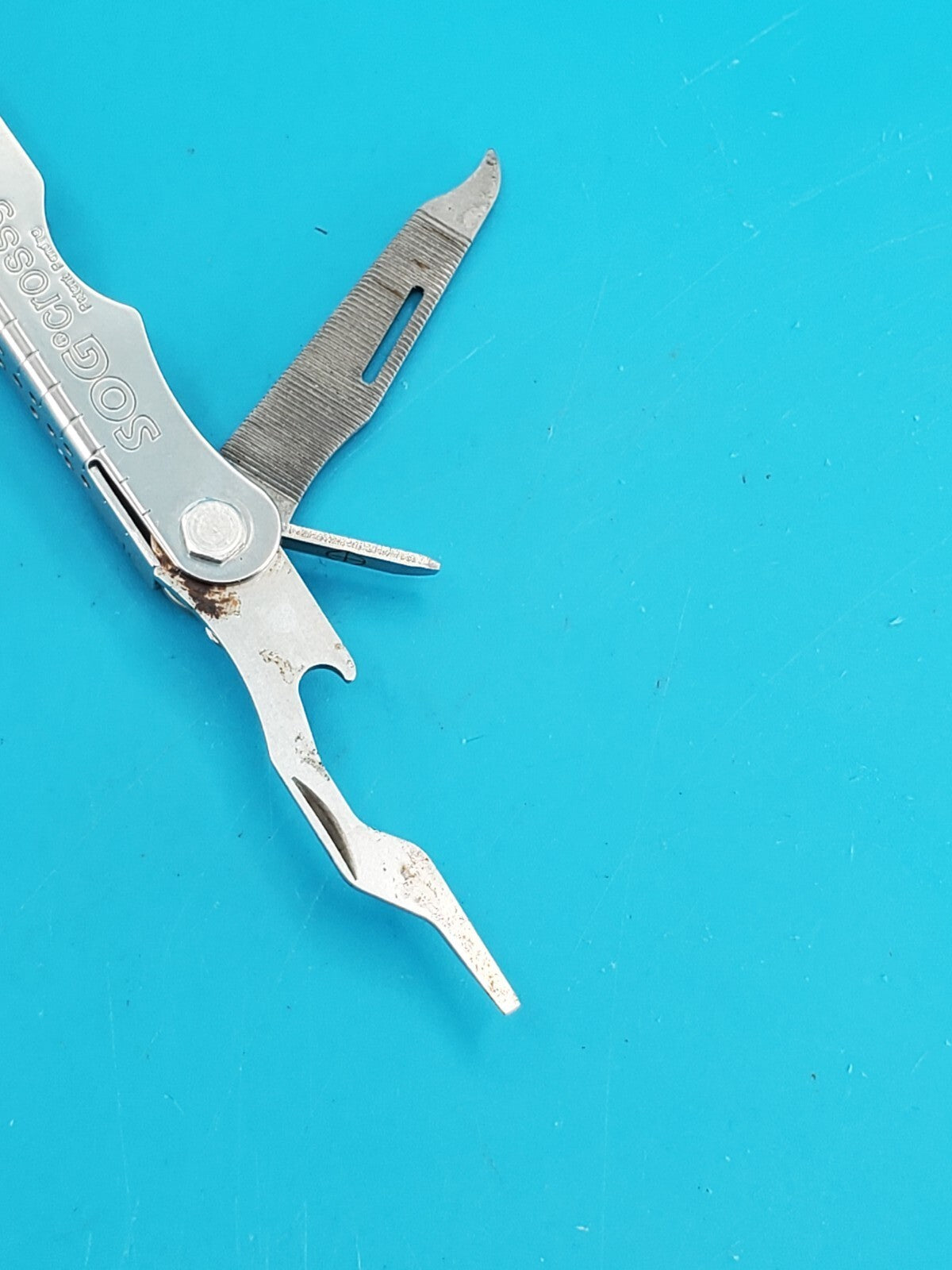 SOG Crossgrip Multitool Knife! With Sheath!