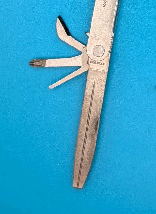 Leatherman PST 2 Multi Tool! 08/98 date stamp! Fast Shipping! *GEA*