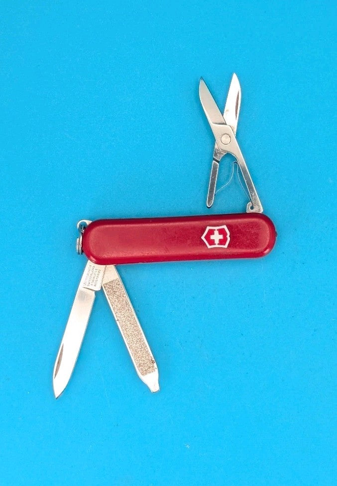 Victorinox Signature Lite Red Swiss Army Knife! 58mm, RED BRIGHT LED!