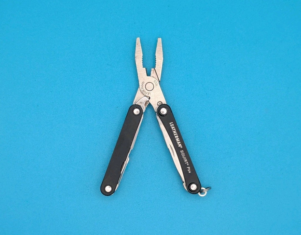 Leatherman SQUIRT PS4 Multi-Tool With Pliers Scissors Knife BLACK! *SIGNET*