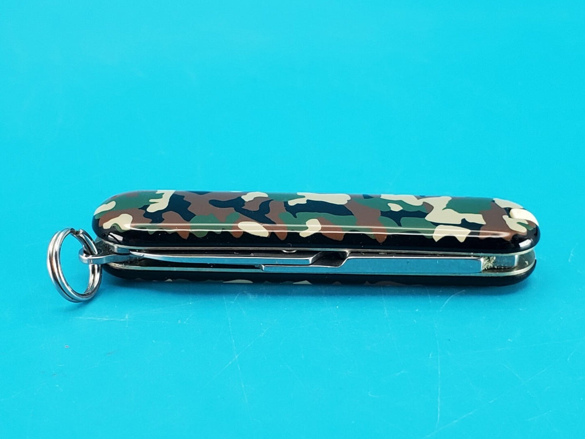 Victorinox Classic SD Swiss Army Knife 3 Tool Pocket Knife! CAMO SCALES!