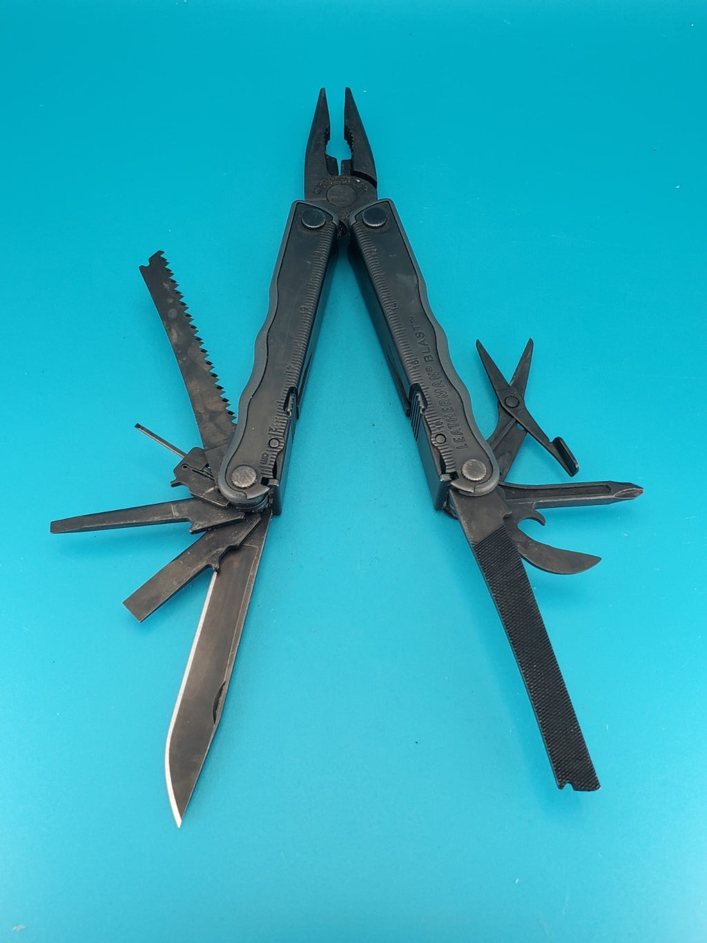 Leatherman BLAST Multi-Tool , Retired Multitool w/ Knife Pliers! BLACK OXIDE!