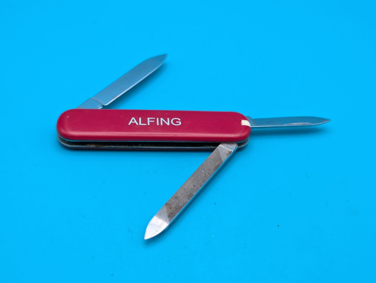Victorinox Cavalier 74mm Red Swiss Army Knife Multi Tool!