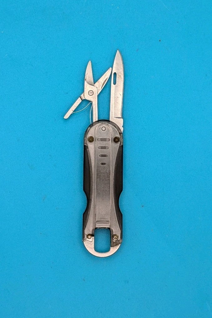 Vintage Buck Newt 421 Pocket Knife w/ Scissors Silver Translucent!