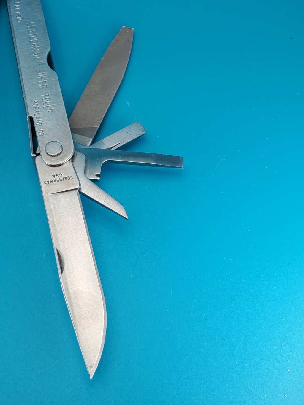 LEATHERMAN Super TOOL Multi Function Tool PLIERS, Stainless! 08/98 DATE