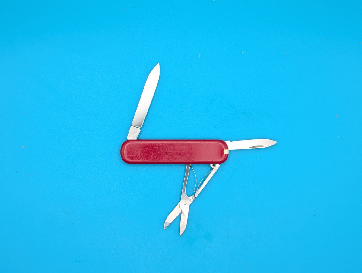 Victorinox Ambassador 74mm Swiss Army Knife Multi Tool!