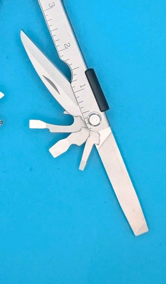 Gerber MP600 Multi-Tool Needle Nose Pliers!