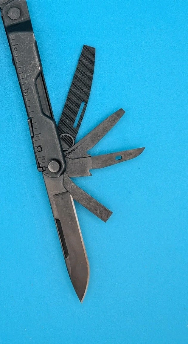 Leatherman Rebar Multi-Tool! BLACK OXIDE! WITH SHEATH!
