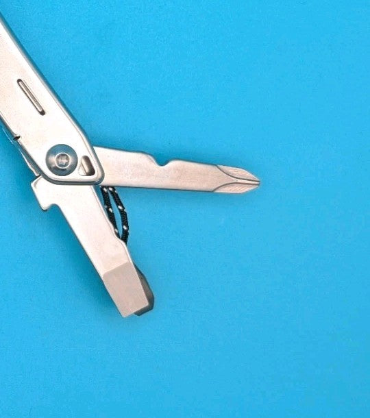 Leatherman Sidekick Multi-Tool, Knife, Pliers, Saw, Stainless! With Sheath!