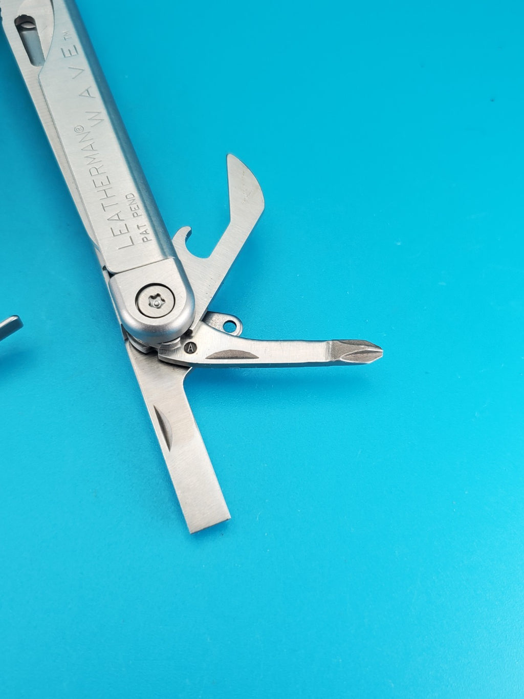 Leatherman Wave Original Vintage Retired, Dated 0400 (APR, 2004) EXCELLENT!
