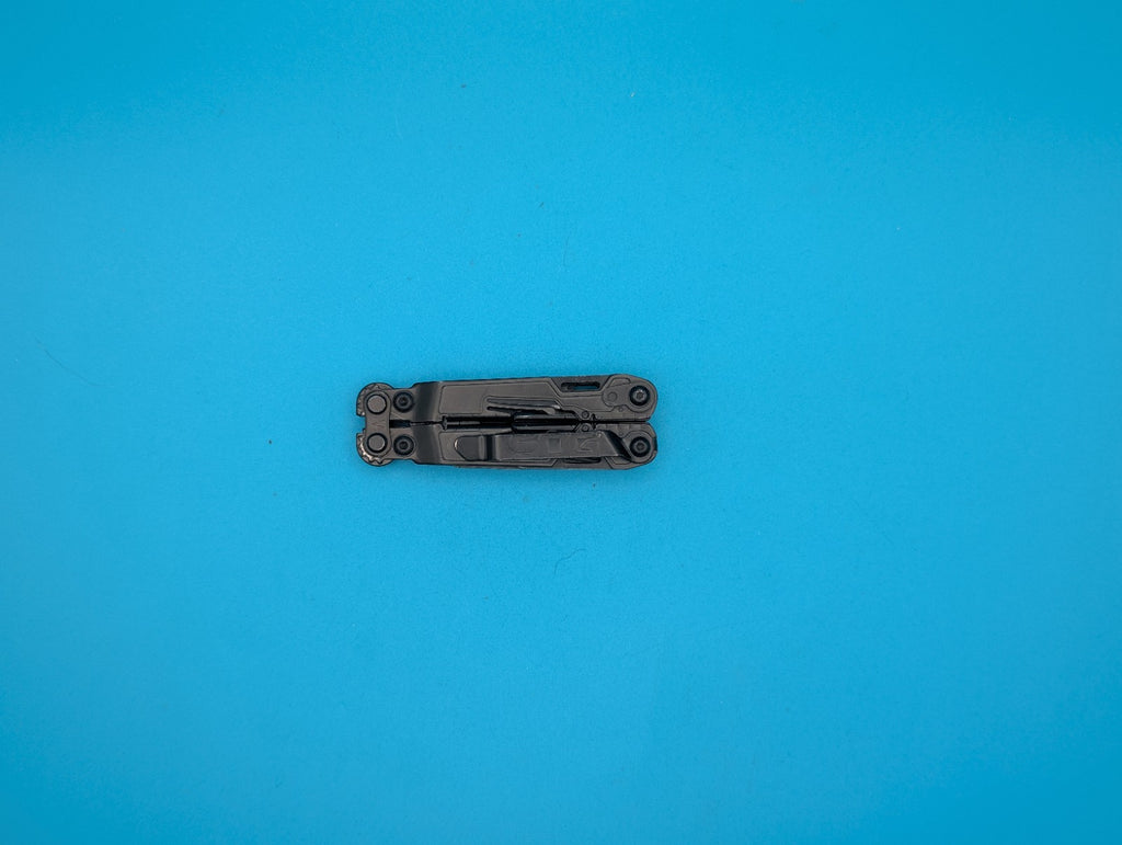 SOG PowerPint Tool Compact Lightweight Black Multi-Tool!