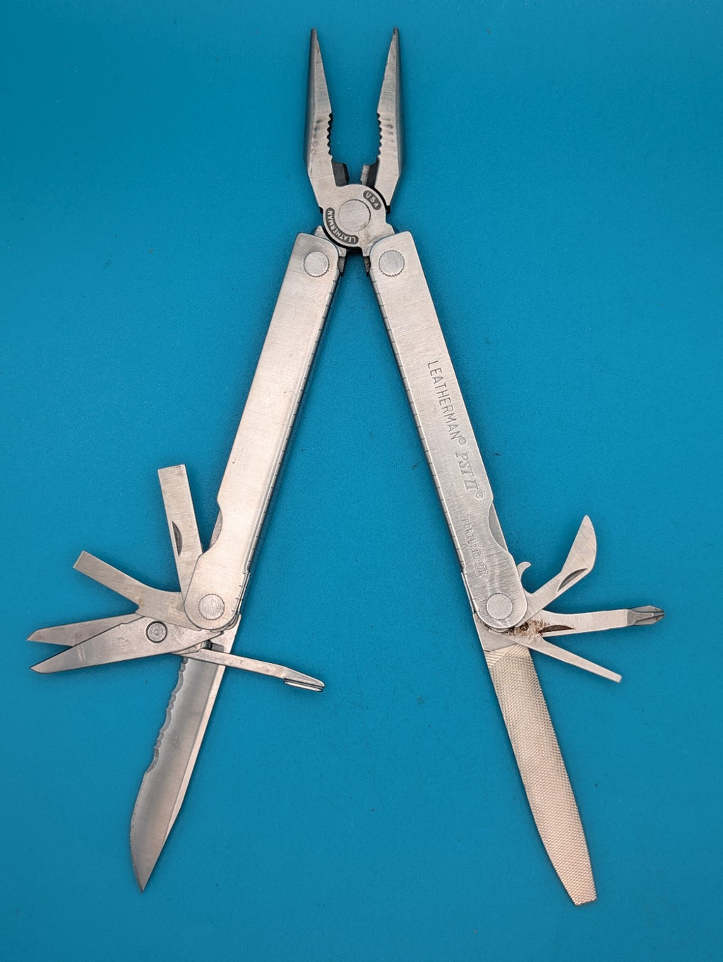 Leatherman PST 2 Multi Tool! 05/00 date stamp! Fast Shipping!