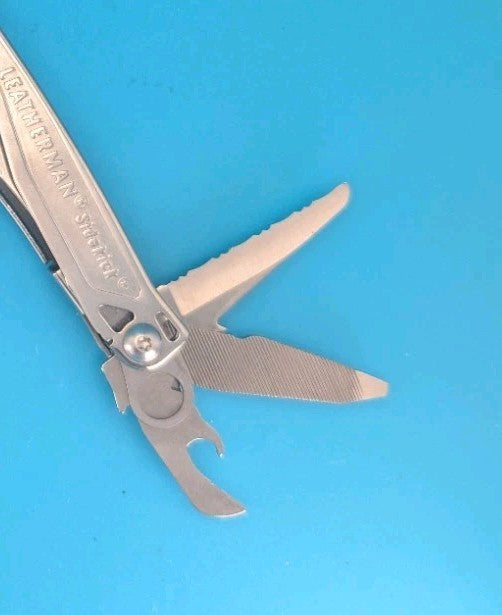 Leatherman Sidekick Multi-Tool, Knife, Pliers, Saw, Stainless! With Sheath!