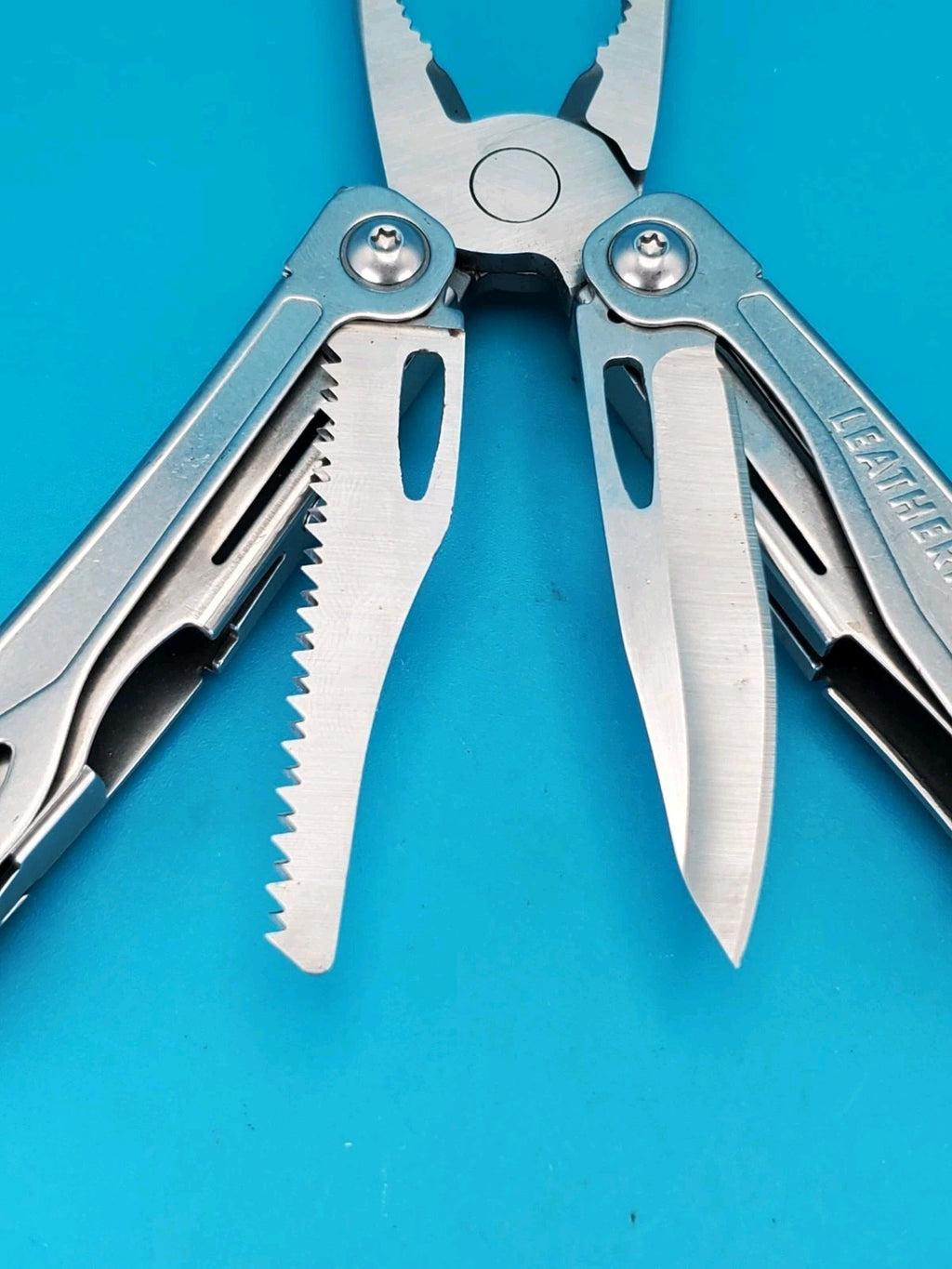 Leatherman Sidekick Multi-Tool, Knife, Pliers, Saw, Stainless!