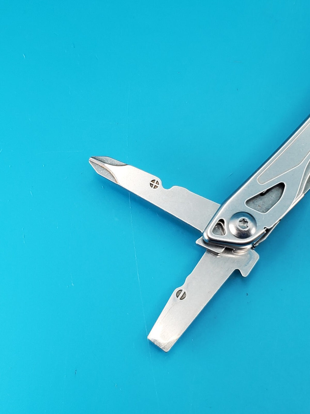 Leatherman Sidekick Multi-Tool, Knife, Pliers, Saw, Stainless!