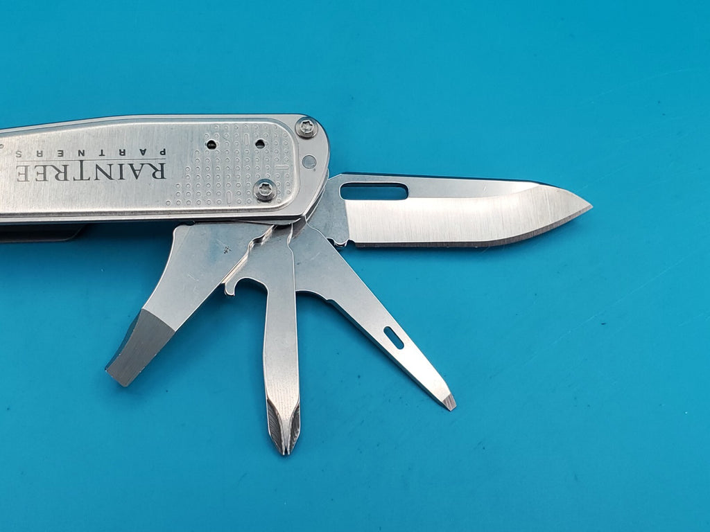 Leatherman FREE T2 Pocket Knife Multi-tool! RAINTREE PARTNERS