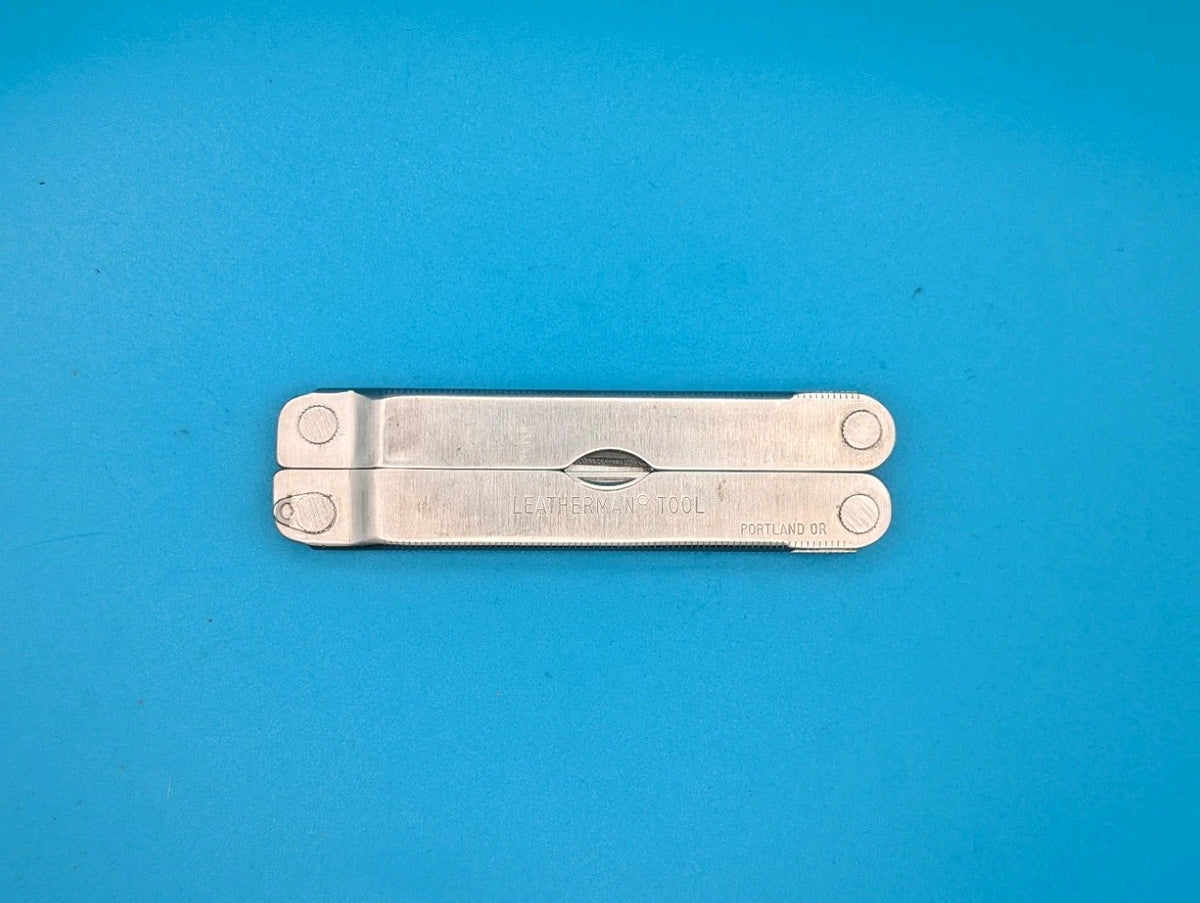 Leatherman PST Multi Tool! 04/98 Date Stamp! *SAFETY EXCELLENCE*