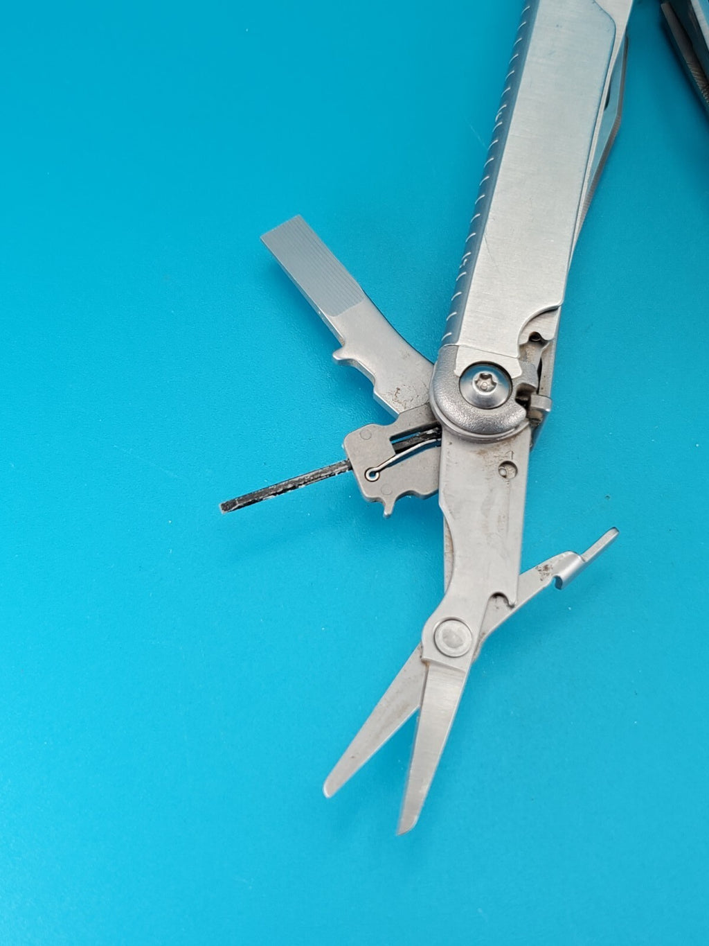 Leatherman Wave Multi Tool, Stainless, Retired
