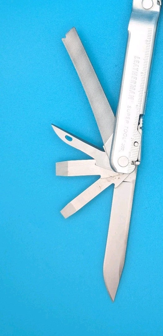 Leatherman Stainless Steel Super Tool 300 Multitool!