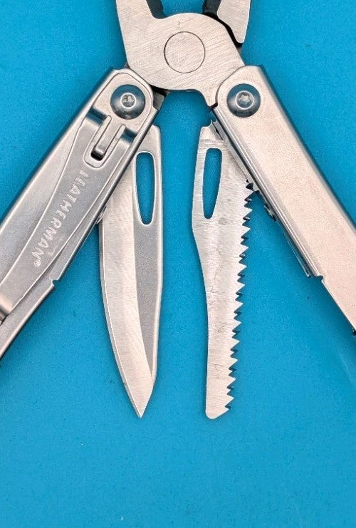 Leatherman Sidekick Multi-Tool, Knife, Pliers, Saw, Stainless!