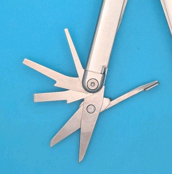 Leatherman Wave Original Vintage Retired, Dated 0301 (MAR, 2001)