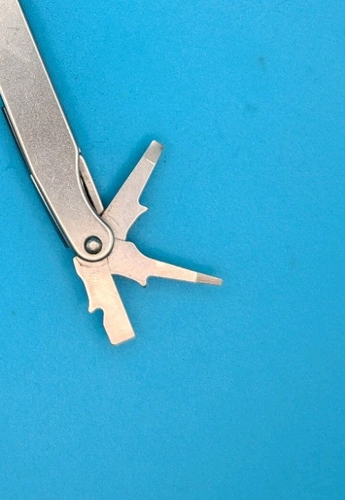 Leatherman Juice C2 Gray Multi Tool! RETIRED! *EASTERN DISTRICT 2014*