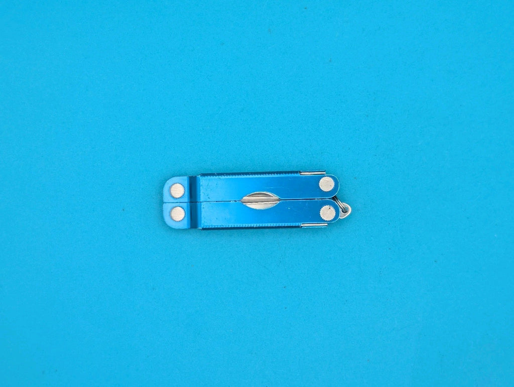 Leatherman Micra Multi-Tool, Knife, Scissors, Key Ring, Blue!