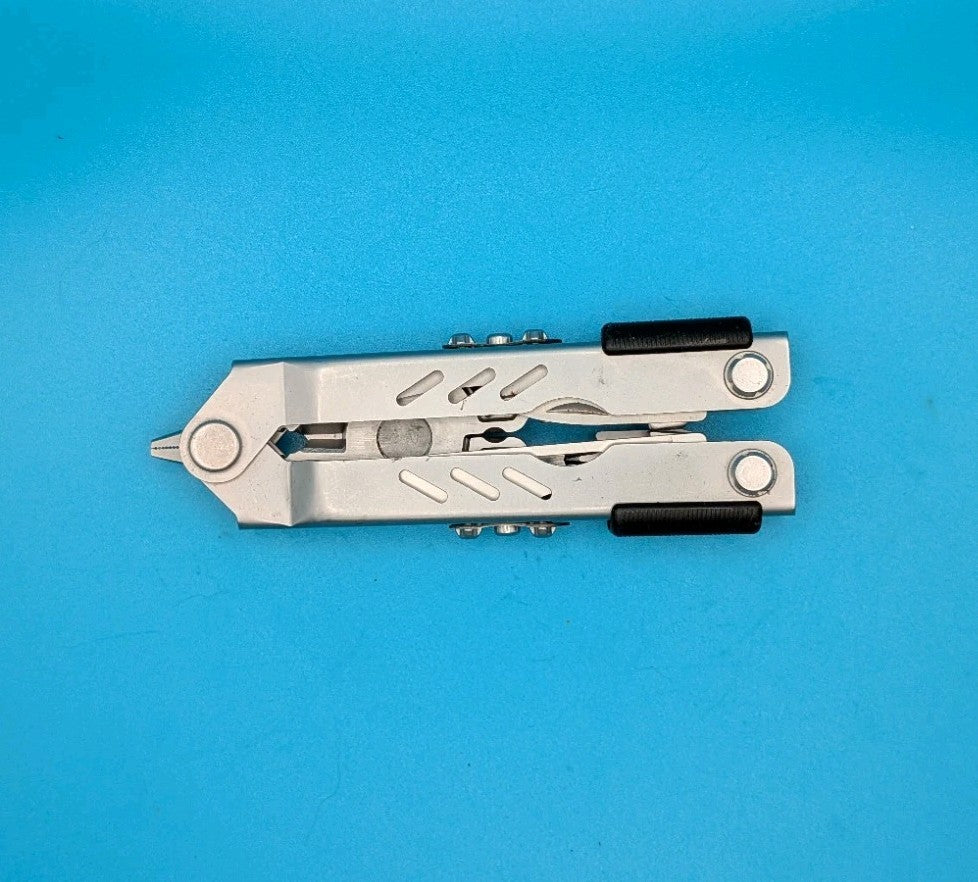 Gerber MP400 Compact Multitool Stainless Steel!