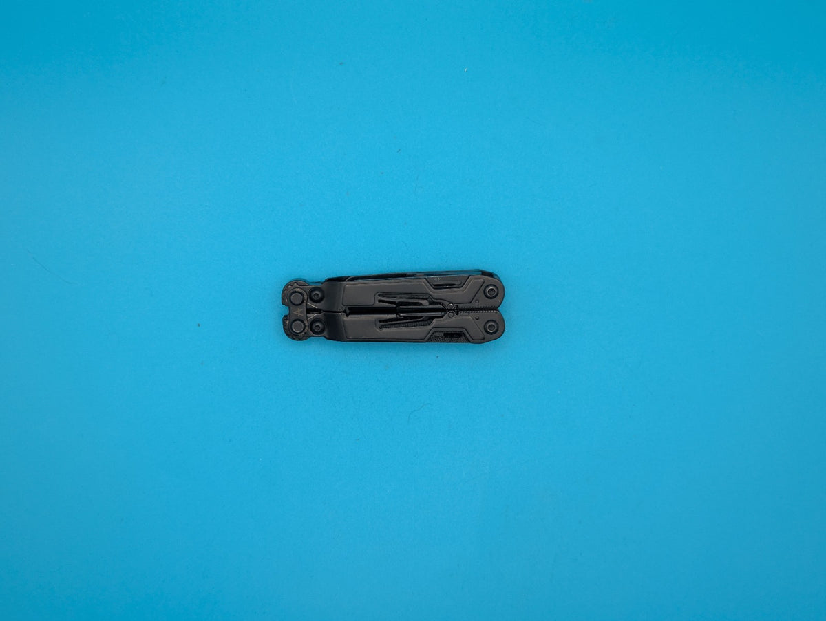 SOG PowerPint Tool Compact Lightweight Black Multi-Tool!