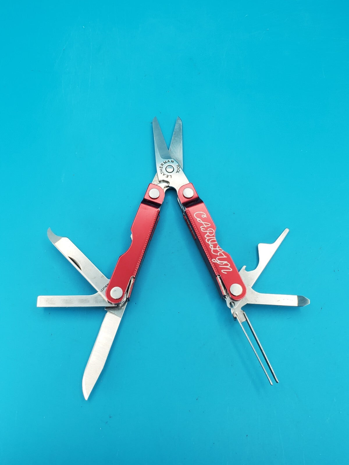 Leatherman Micra Multi-Tool, Knife, Scissors, Key Ring, Red, Carolyn