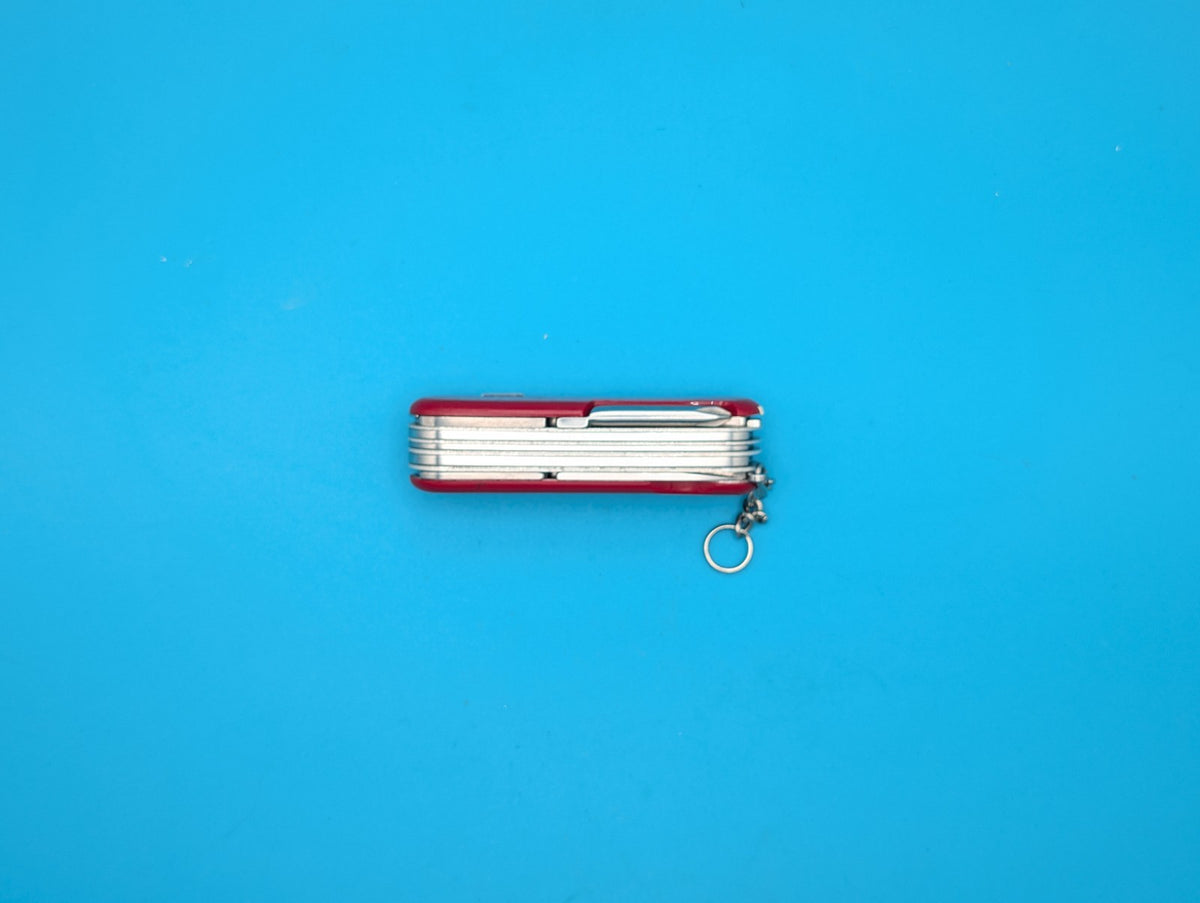 Wenger Serrated Master Red Swiss Army Knife Multi Tool! NICE! With Locking Blade