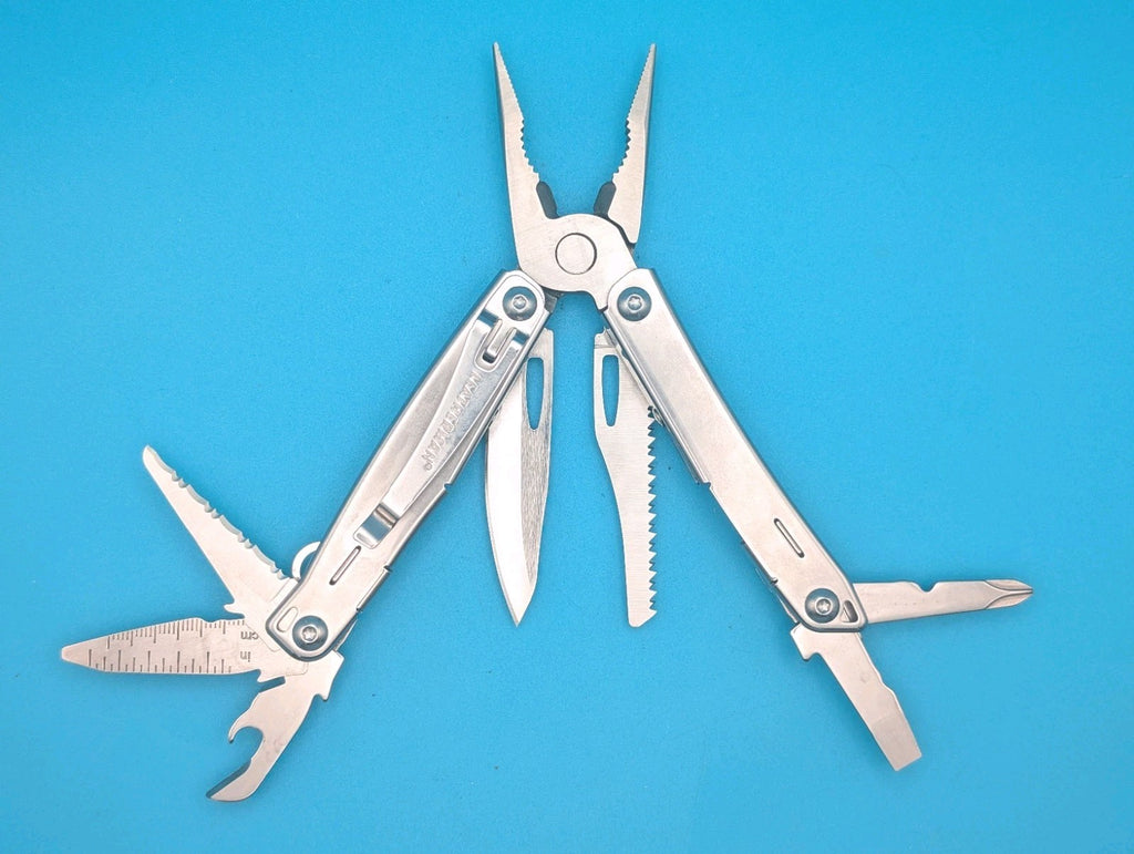 Leatherman Sidekick Multi-Tool, Knife, Pliers, Saw, Stainless!