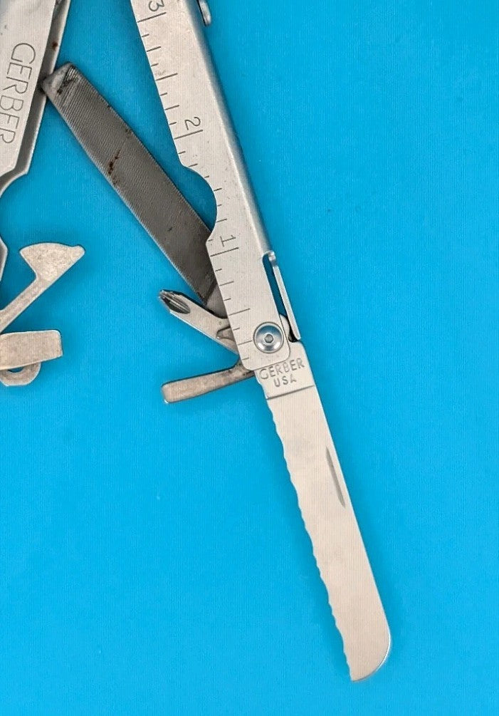 Vintage Gerber Stainless Steel Needlenose MP400 Multi-Tool Pliers! With Sheath!