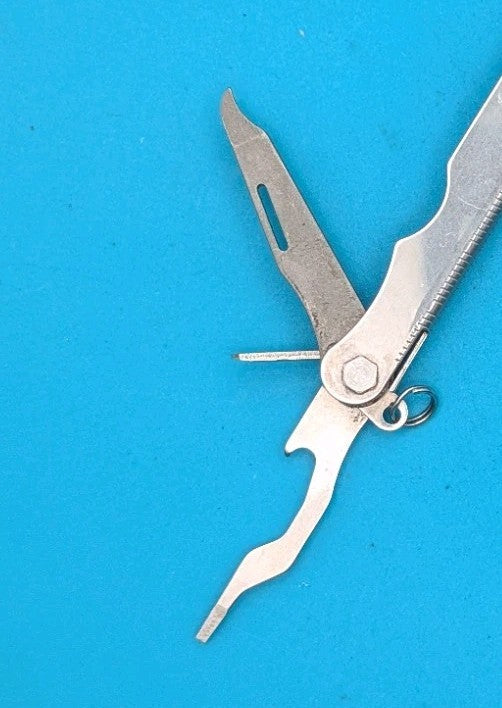 SOG Crosscut Multitool Knife!