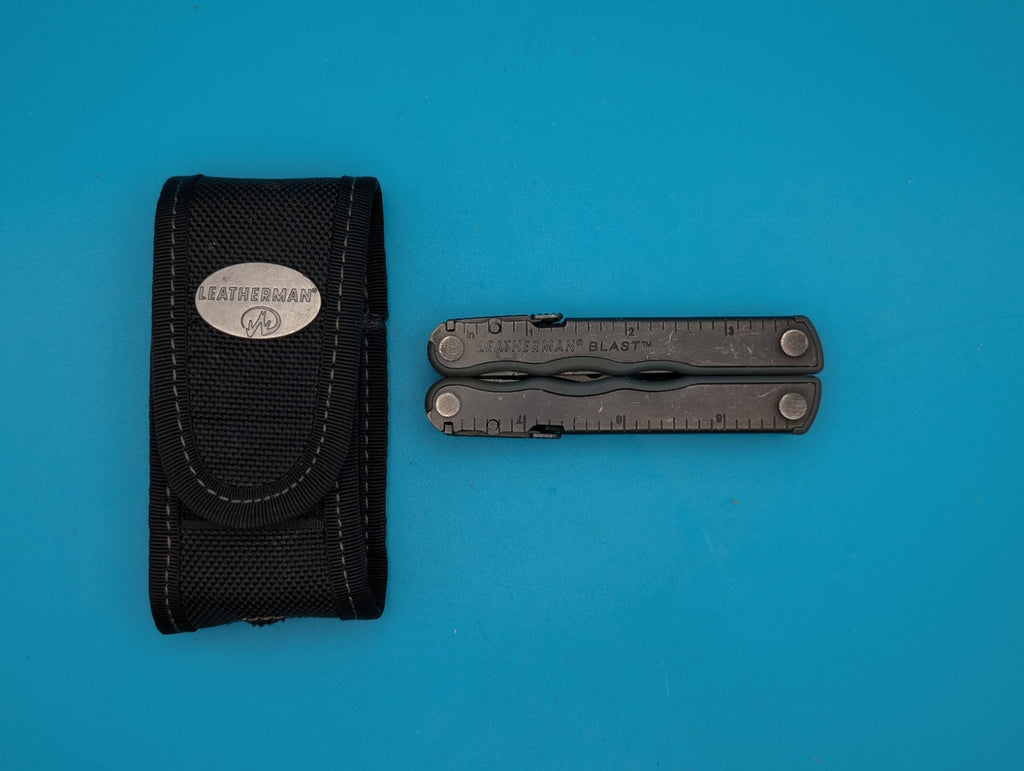 Leatherman BLAST Multi-Tool , Retired Multitool w/ Knife Pliers! BLACK OXIDE!