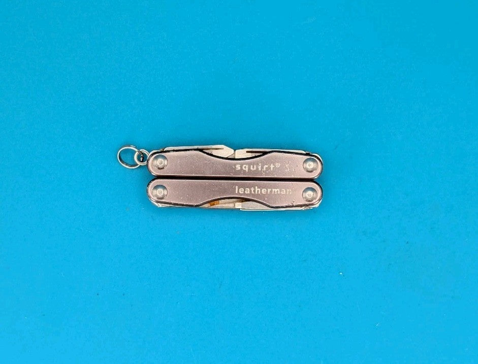 Leatherman Squirt S4 Multi-Tool, Key Ring, Retired, GRAY!