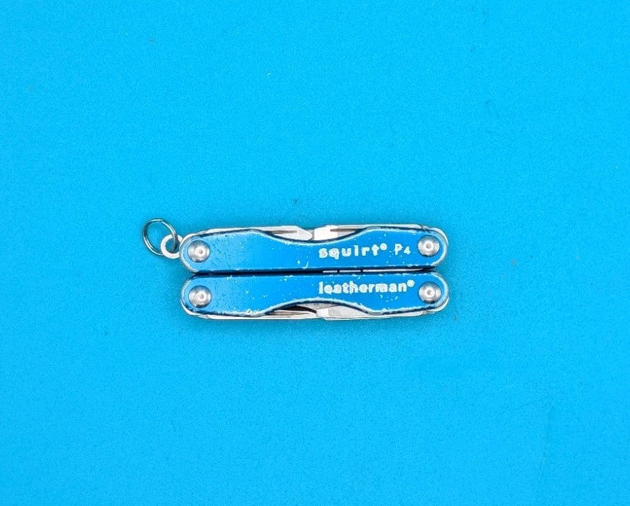Leatherman Squirt P4 Multi-Tool, Key Ring, Retired, BLUE!