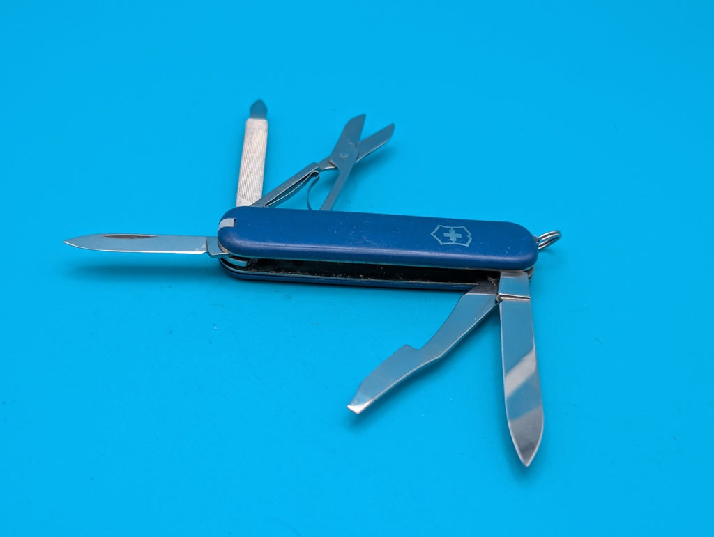 Victorinox Executive Swiss Army Knife, BLUE! FREE SHIPPING! RETIRED!
